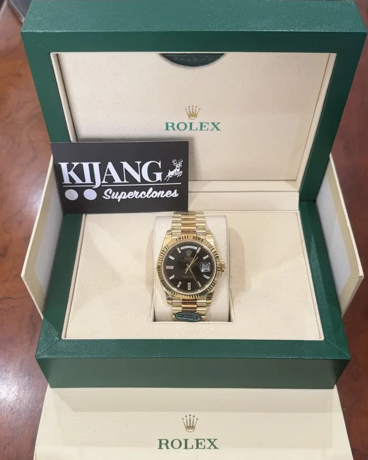 Day-Date Gold Black Diamond QC photo