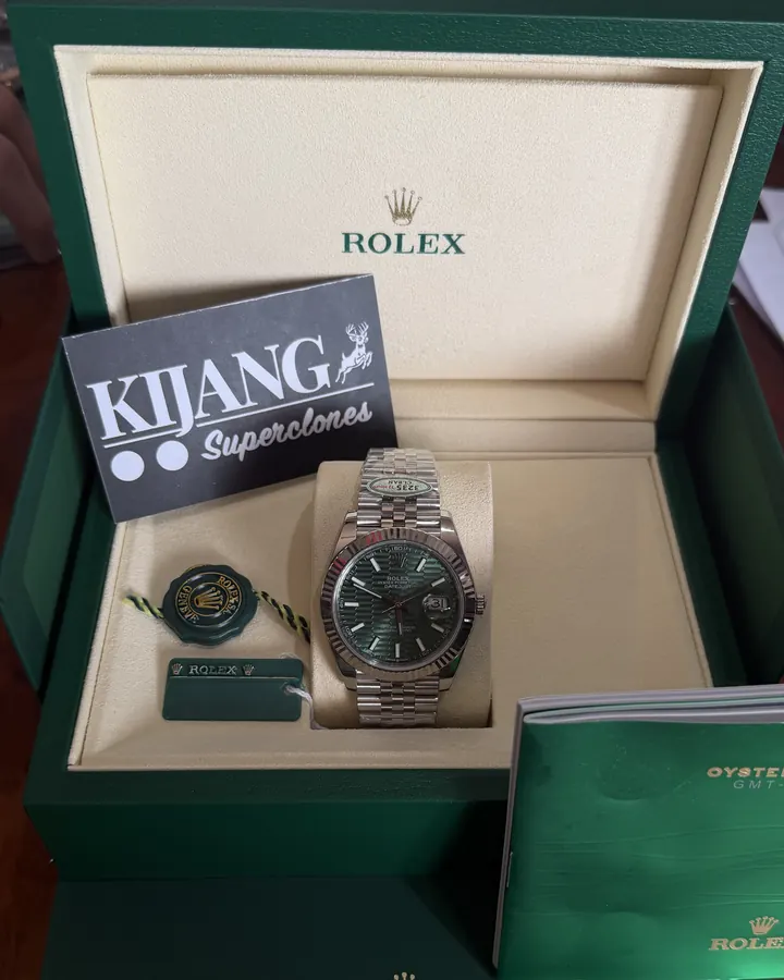 Green Motif Jubilee QC photo