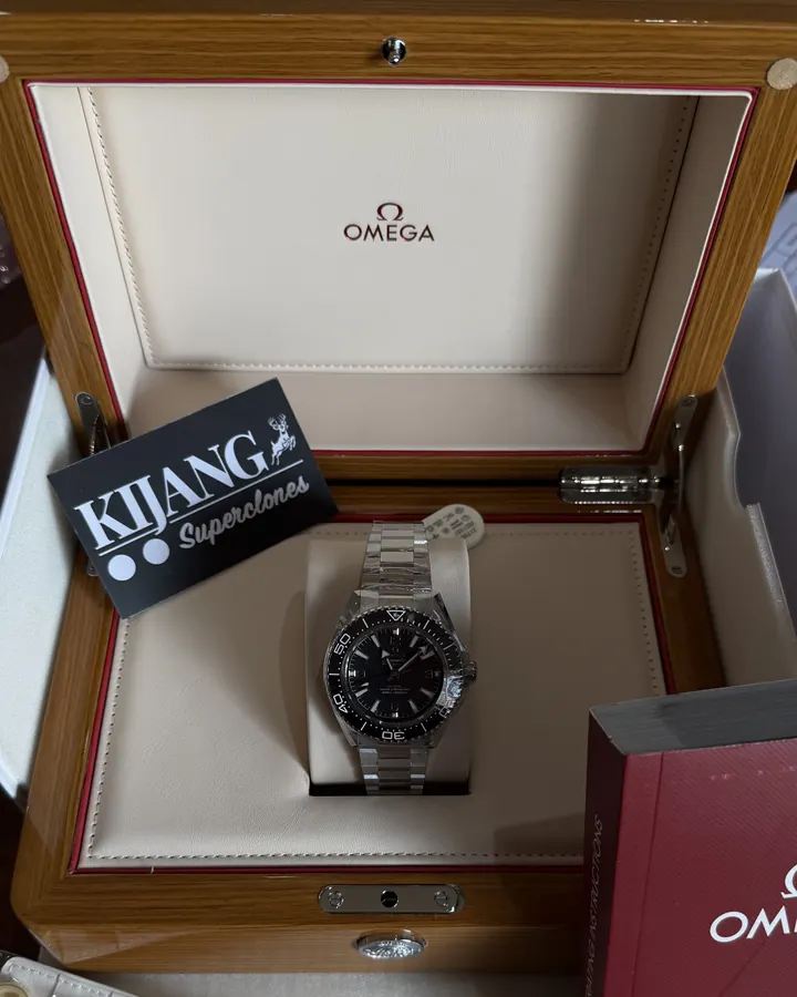Seamaster Black QC photo