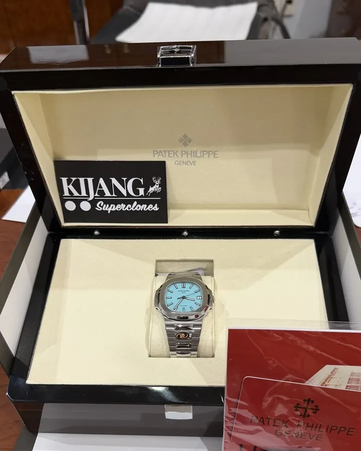 Nautilus Tiffany QC photo